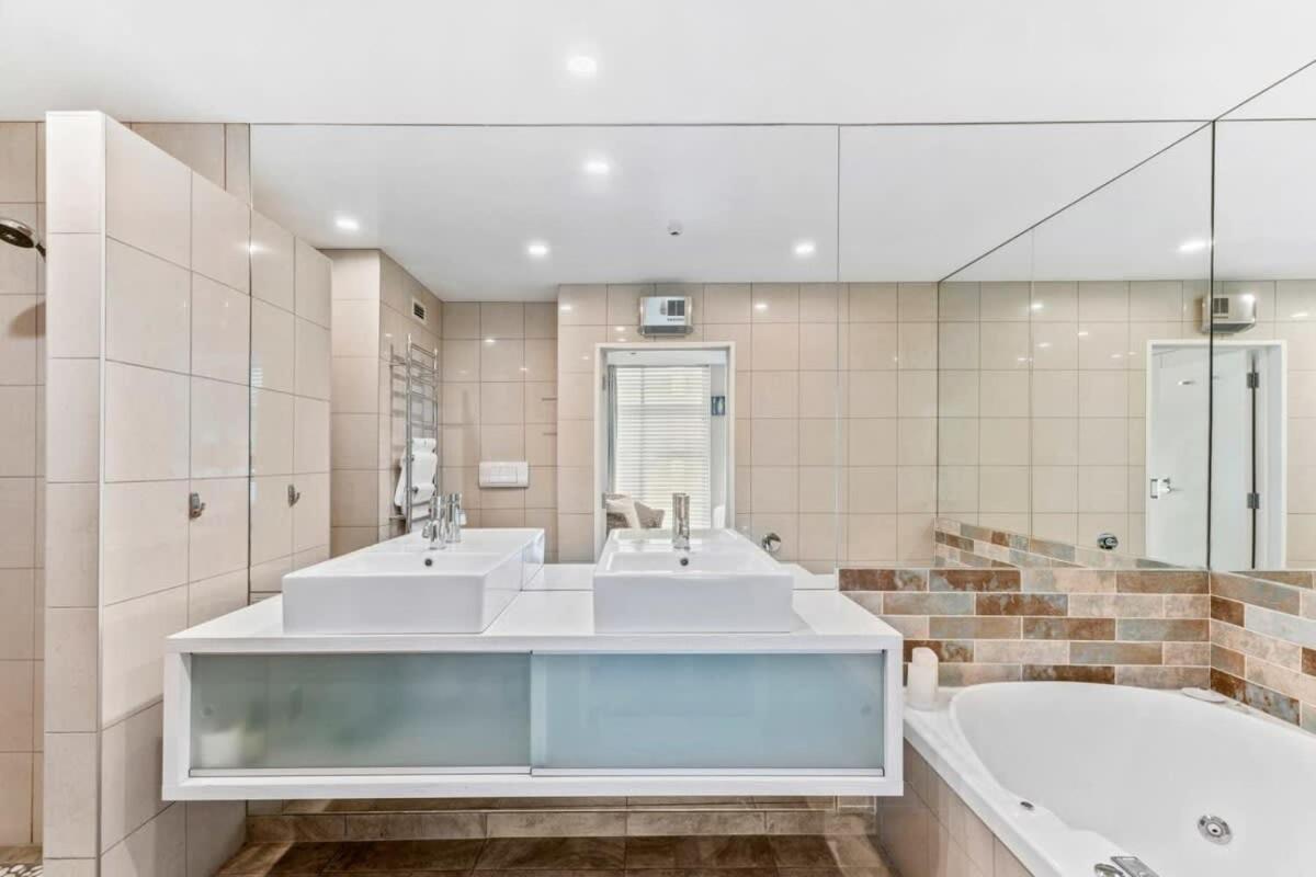 Pembroke Luxury Apartment Γουανάκα Εξωτερικό φωτογραφία